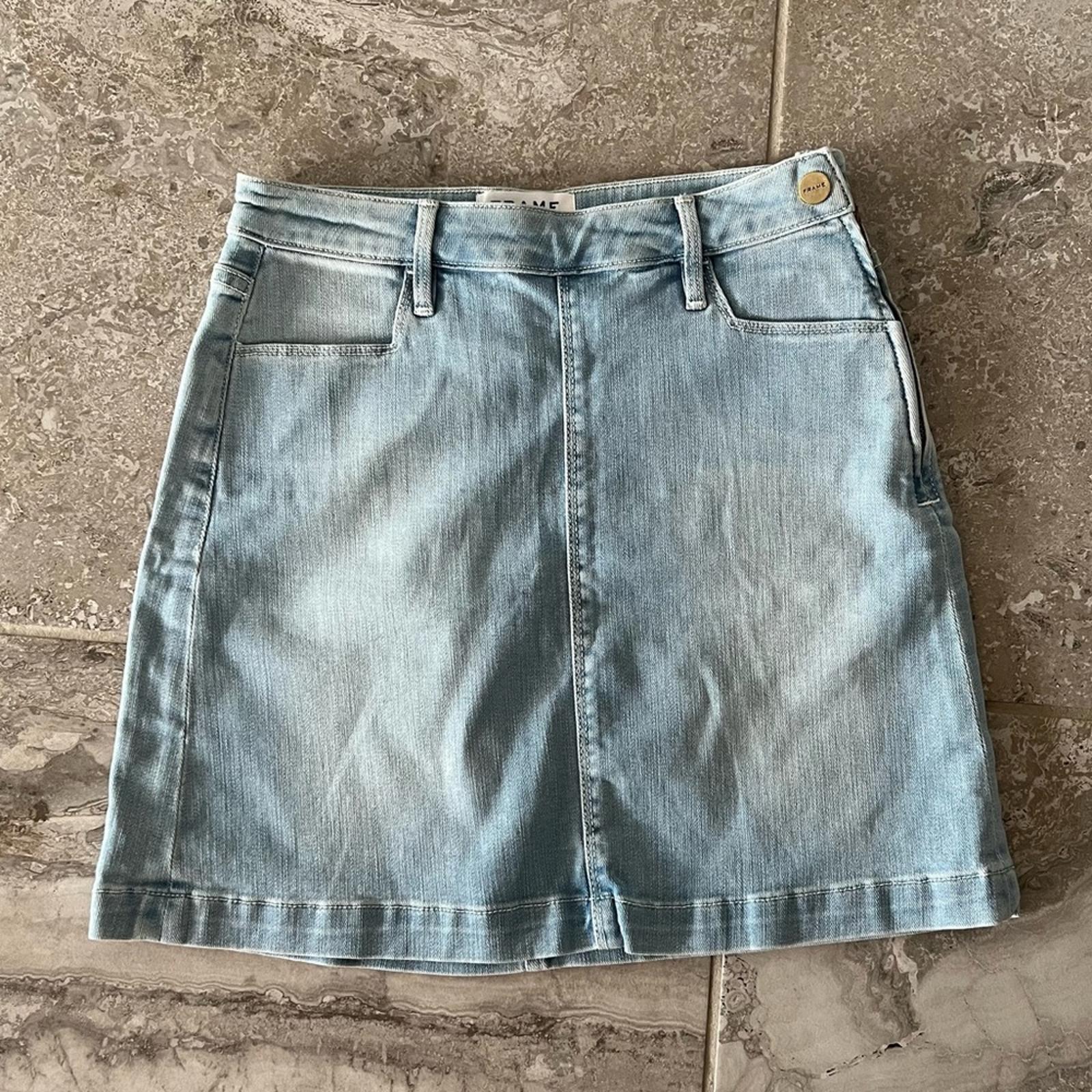 Frame Barrington Mini Skirt in Faded Blue, Size 25 / Small, Retail $215