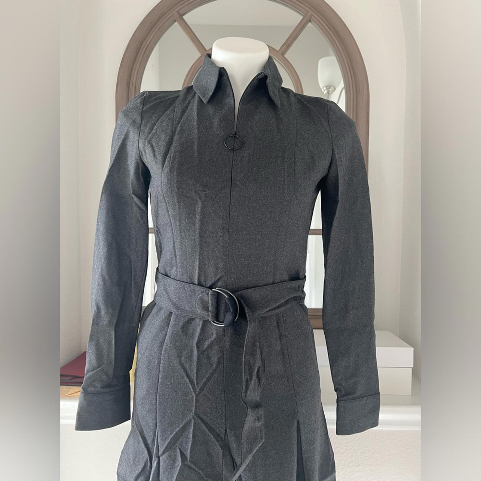 AKRIS PUNTO Fit-and-Flare D-Ring Belted Wool Dress, Size 4 New $1,390 (SOLD OUT)