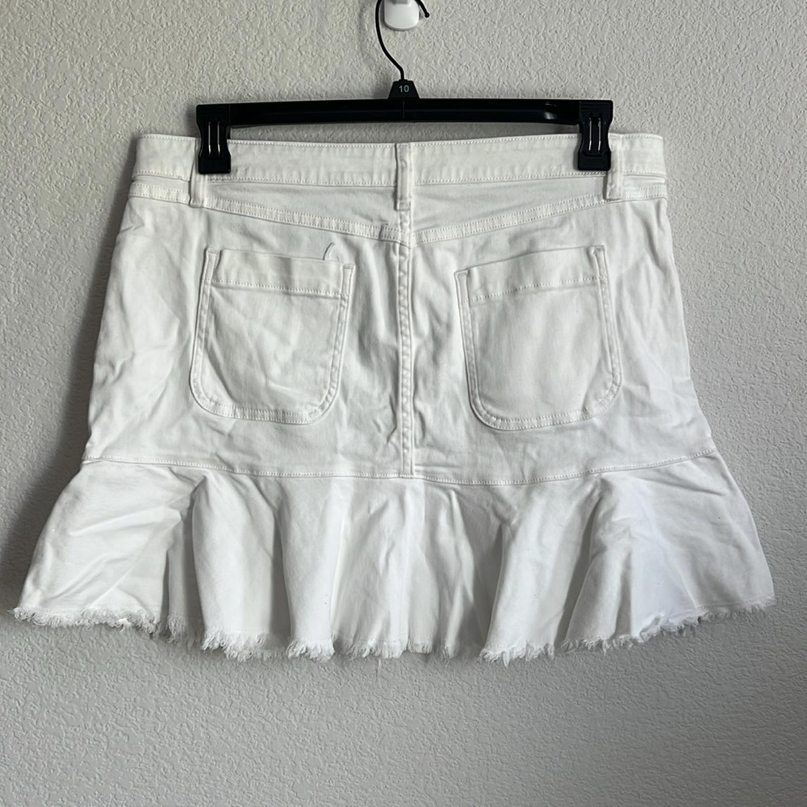 Michael Kors Flounce Denim Skirt in White, NWT, Size 14
