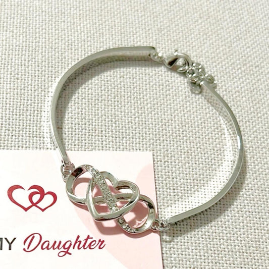 Beautiful Silver “Daughter” Bracelet New with Tag