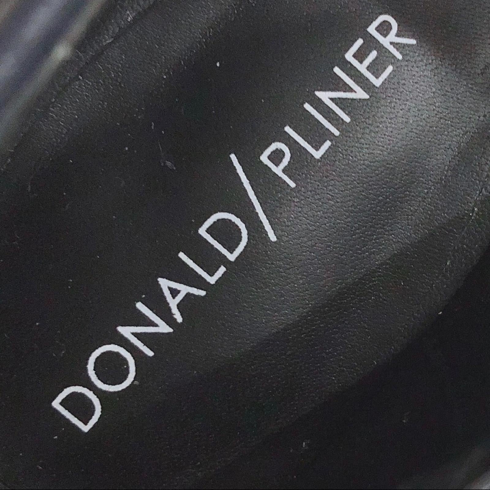 NEW Donald J.Pliner Honey Leather Loafers in Navy, Size 8 No Box Retail $198
