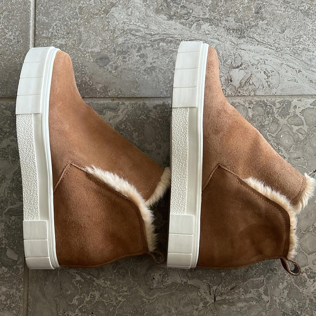 Dolce Vita Zali Sneakers in Praline Suede, Size 11, EXCELLENT