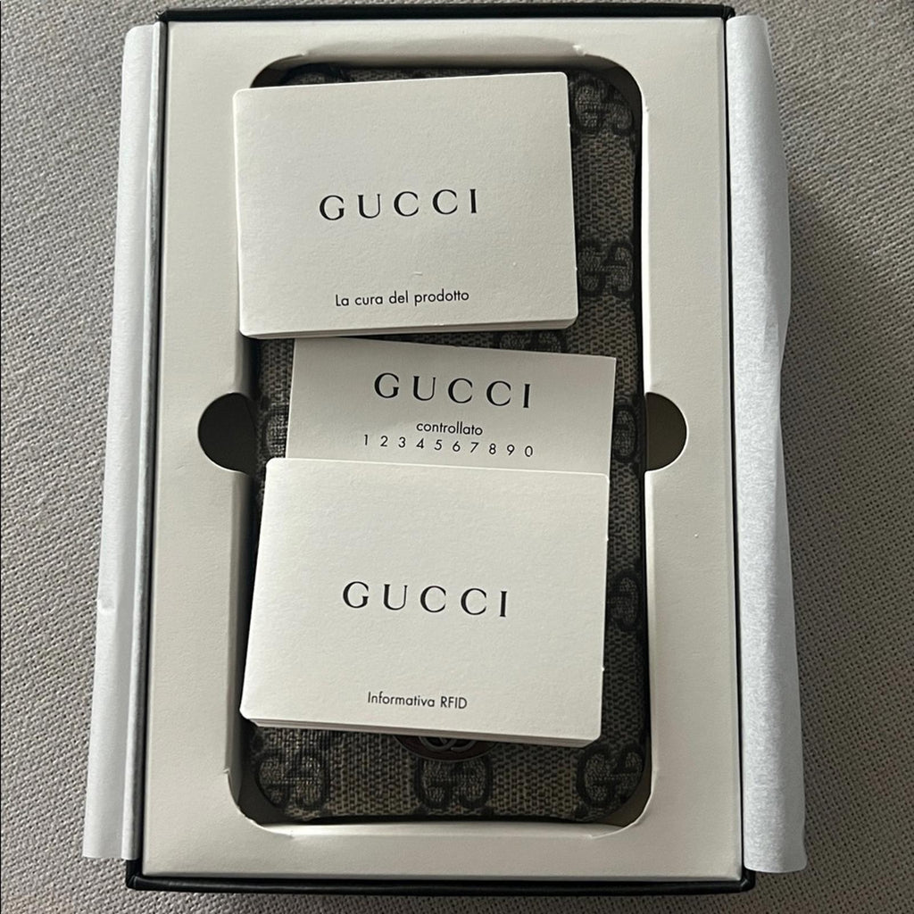 Gucci GG Supreme Monogram Ophidia iPhone Case, New in Box, Retail $370
