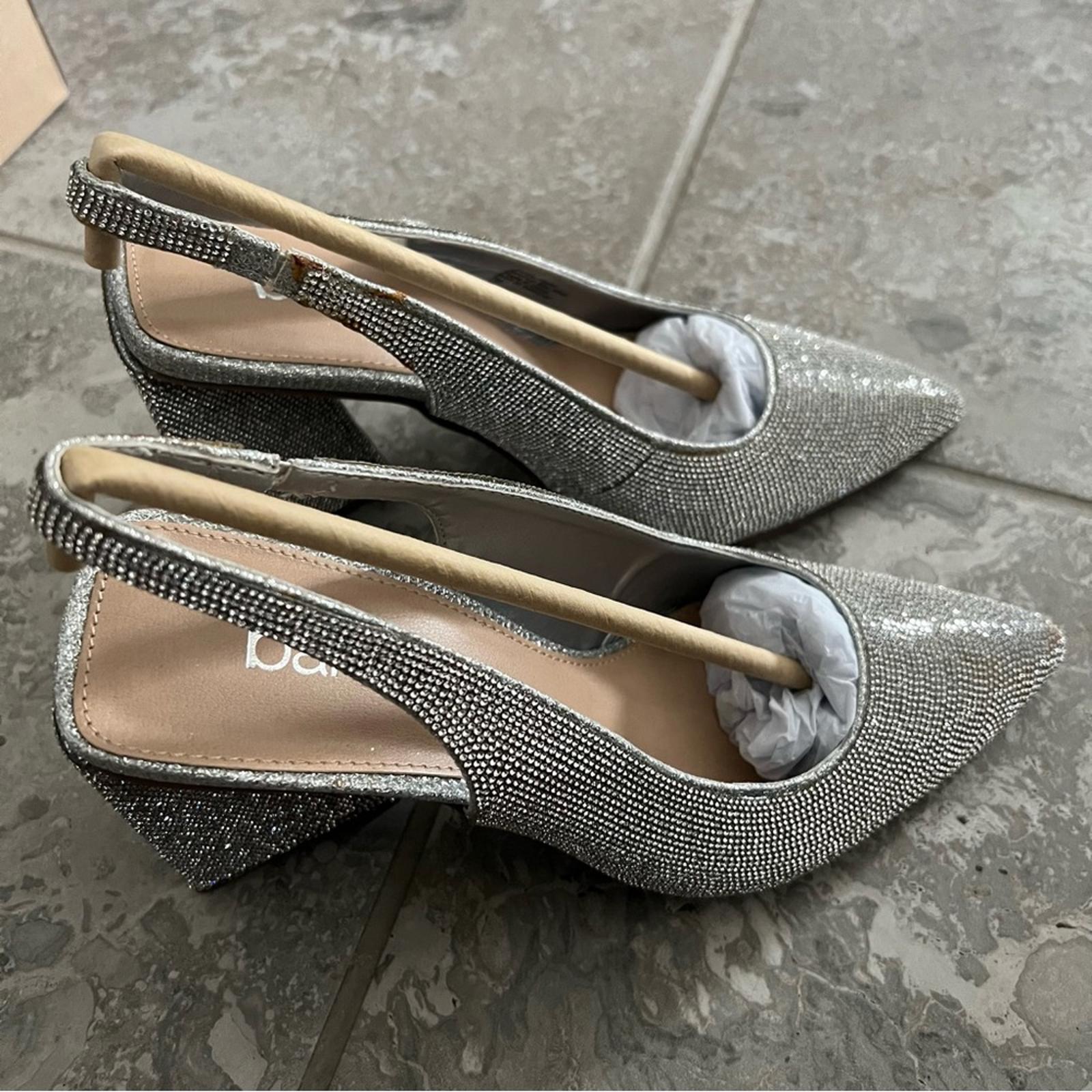NWT Bar III Arrica Slingback Pumps, Silver Bling Size 7M New in Box Retail $89.5