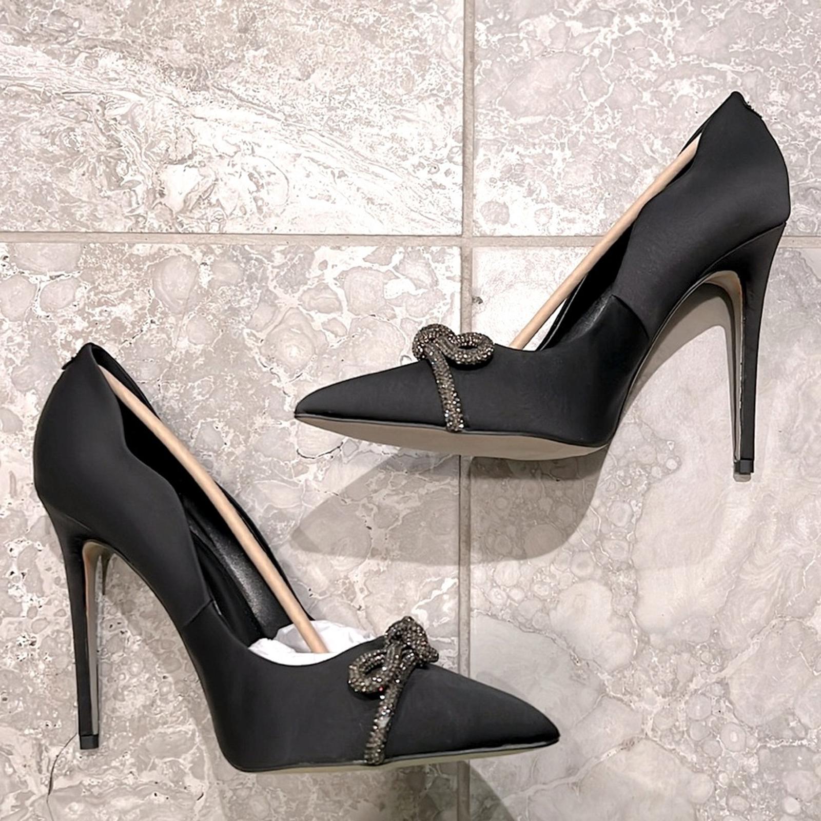 Sam Edelman Deela Evening Bow Pump in Black Satin, Size 11 New in Box w/Dust Bag