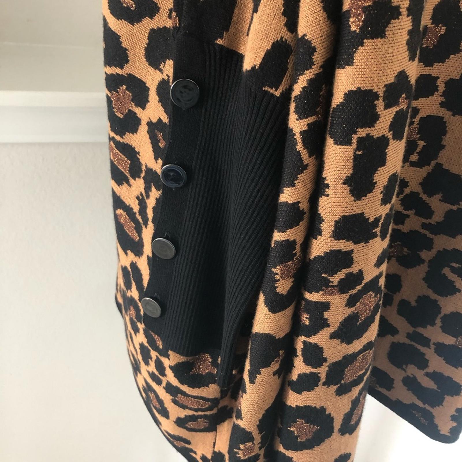 Anne Klein Leopard Print Turtleneck Sweater, Size L/XL New w/Tag