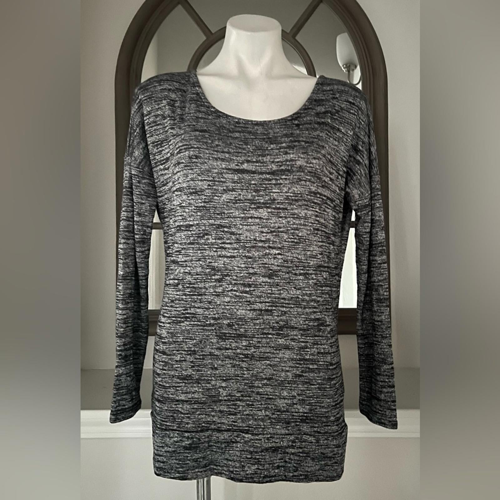 Athleta Open Back Cut-Out Posed Layered Pullover, Grey Heather Size S EXCELLENT!