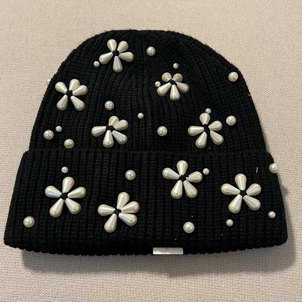NWT Lele Sadoughi Pearl Snowflake Knit Beanie, Black New w/Tag Comes in Bag $175
