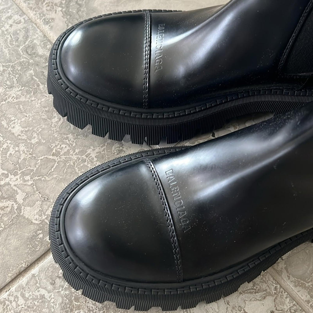 Balenciaga Tractor Boots in Black, Size 41 + DustBag, New in Box SOLD OUT!