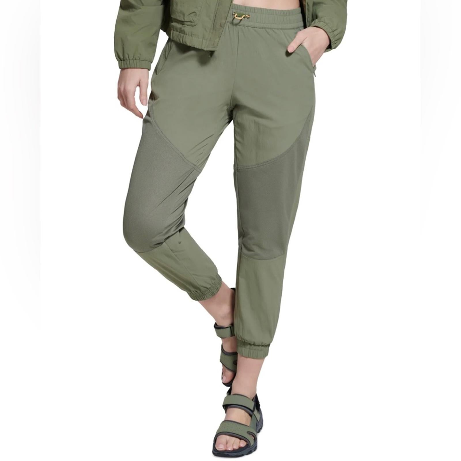 Bass Outdoor Roque Pants in Green, Size S, New with Tag
