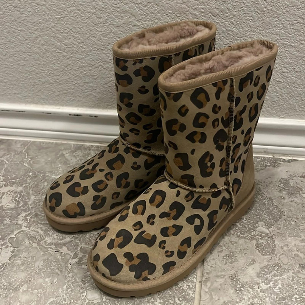UGG Genuine Sheepskin Lined Leopard Print Boots, Size 7 New in Box