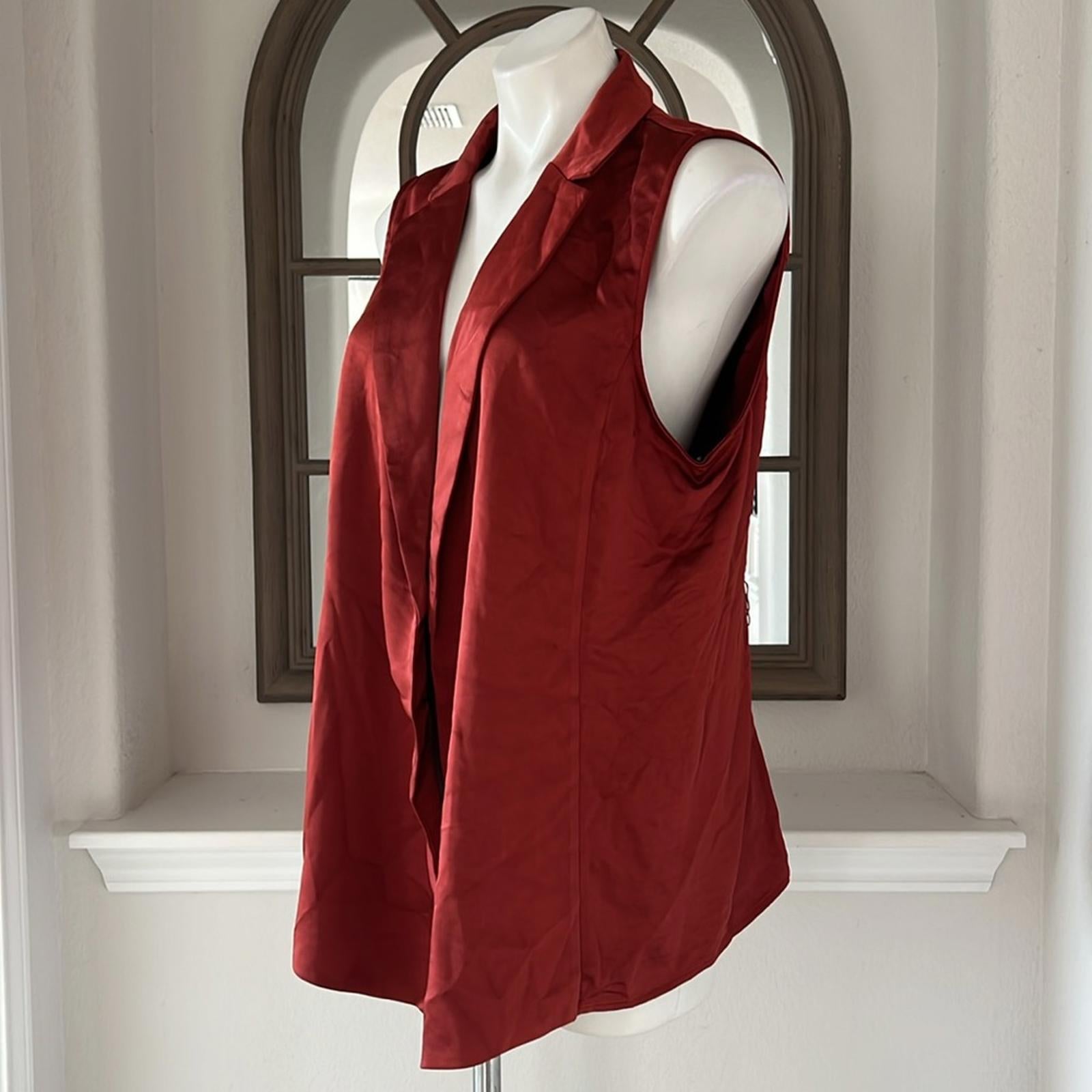 Vince Camuto Notch Collar Satin Vest, Sundown Chili Oil Size XL NEW w/Tag