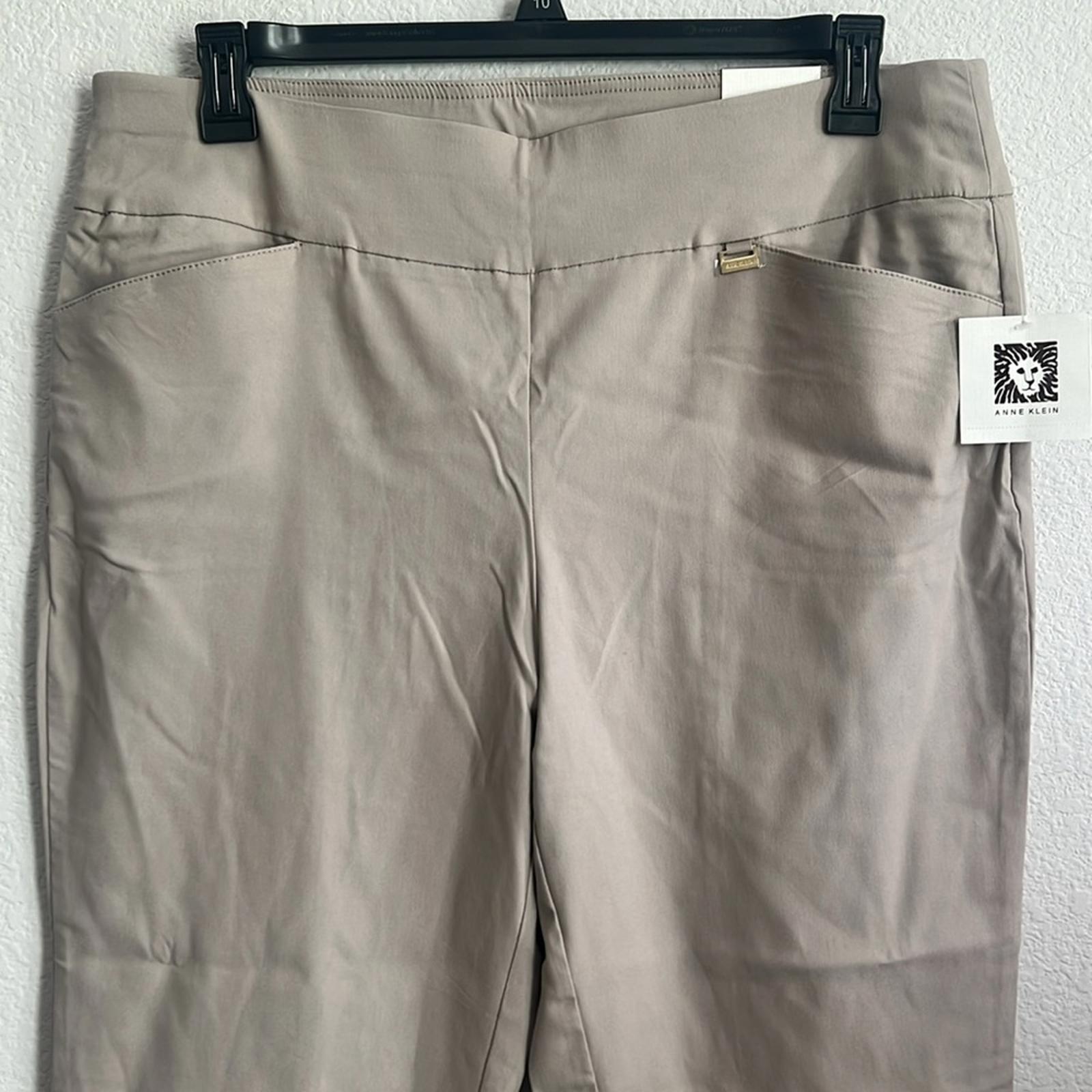 Anne Klein Pull-On Beige Slim Ankle Pants, Size 14, New w/Tag