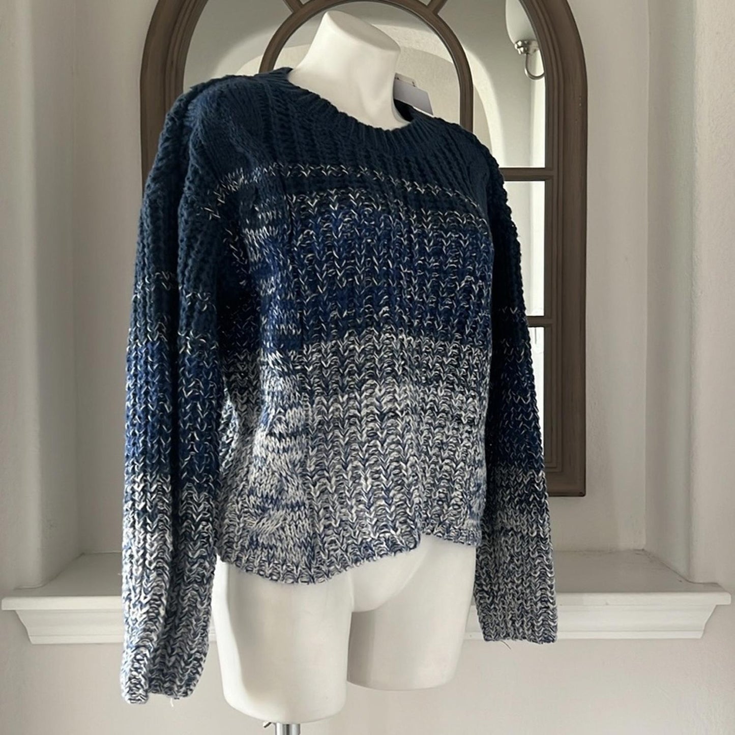 525 Ombré Sweater in Dark Blue Multi, NEW, Size L