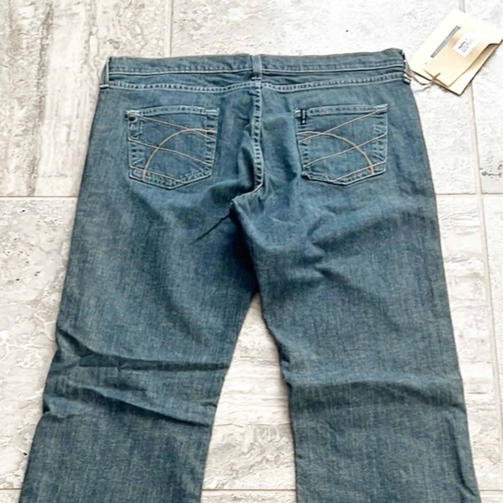 Delta Blues Low Rise Stretch Bootcut Jeans, Blue Size 33 New w/Tag