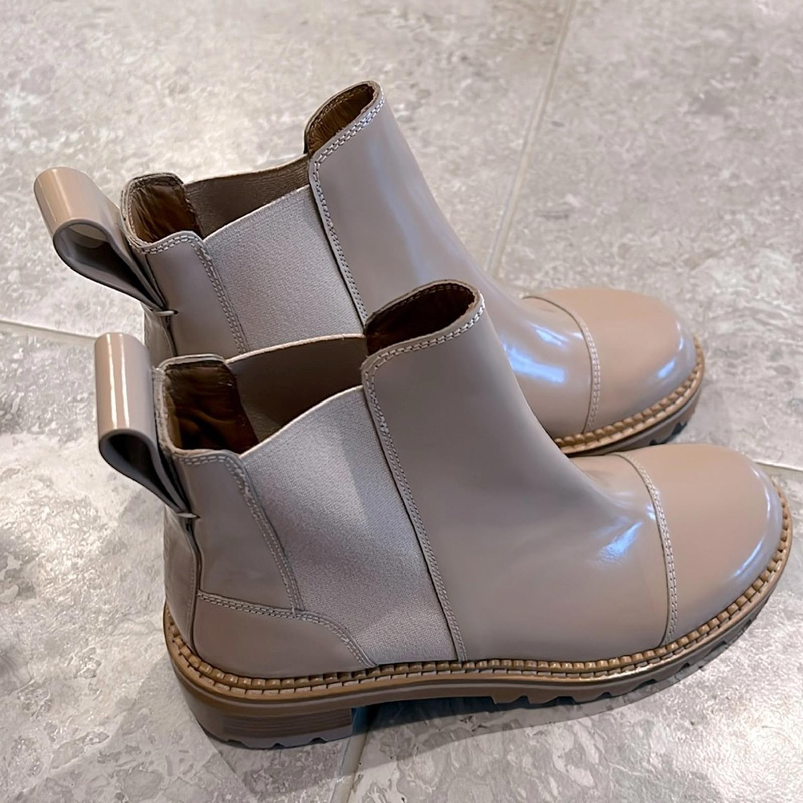See by Chloé Mallory Chelsea Boots in Beige, Size 39 NEW + DustBag
