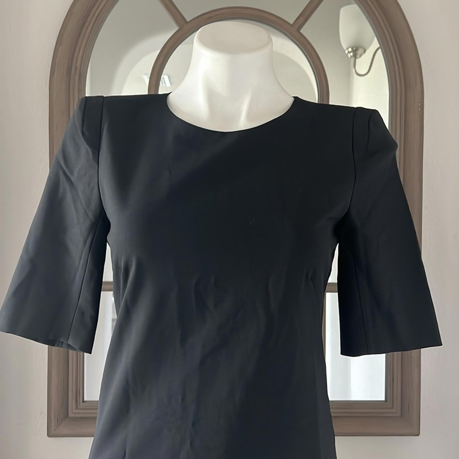 Theory Sheath Dress in Black Good Woo Size 4 EXCELLENT! Retail $245