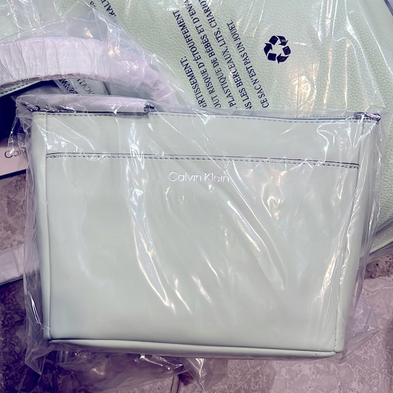 NEW Calvin Klein Bette XL Tote Crossbody Set Green, Vegan Shoulder Bag Duo $178