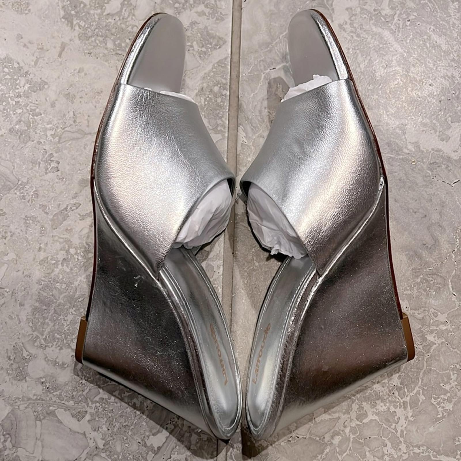 Larroude Jackie Wedge Heel Slide Sandals in Metallic Silver Size9.5 New +DustBag