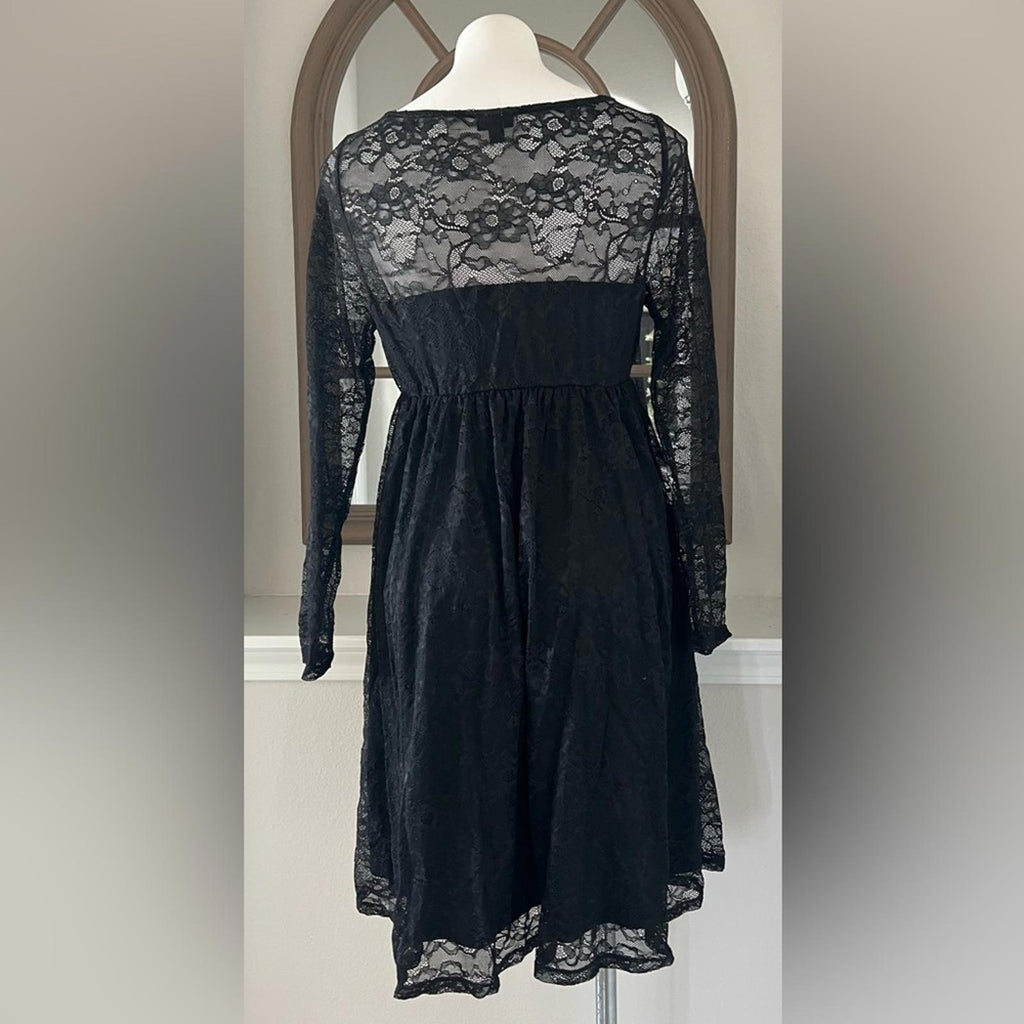 Torrid Midi Lace Dress in Black, Size 0/L EXCELLENT! $139.50