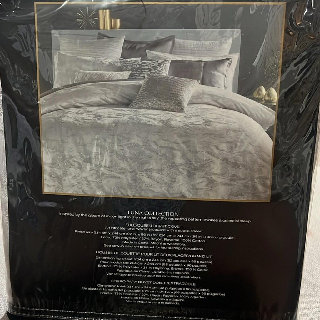 Donna Karan Luna Duvet Cover in Platinum, NWT, Size Full/Queen