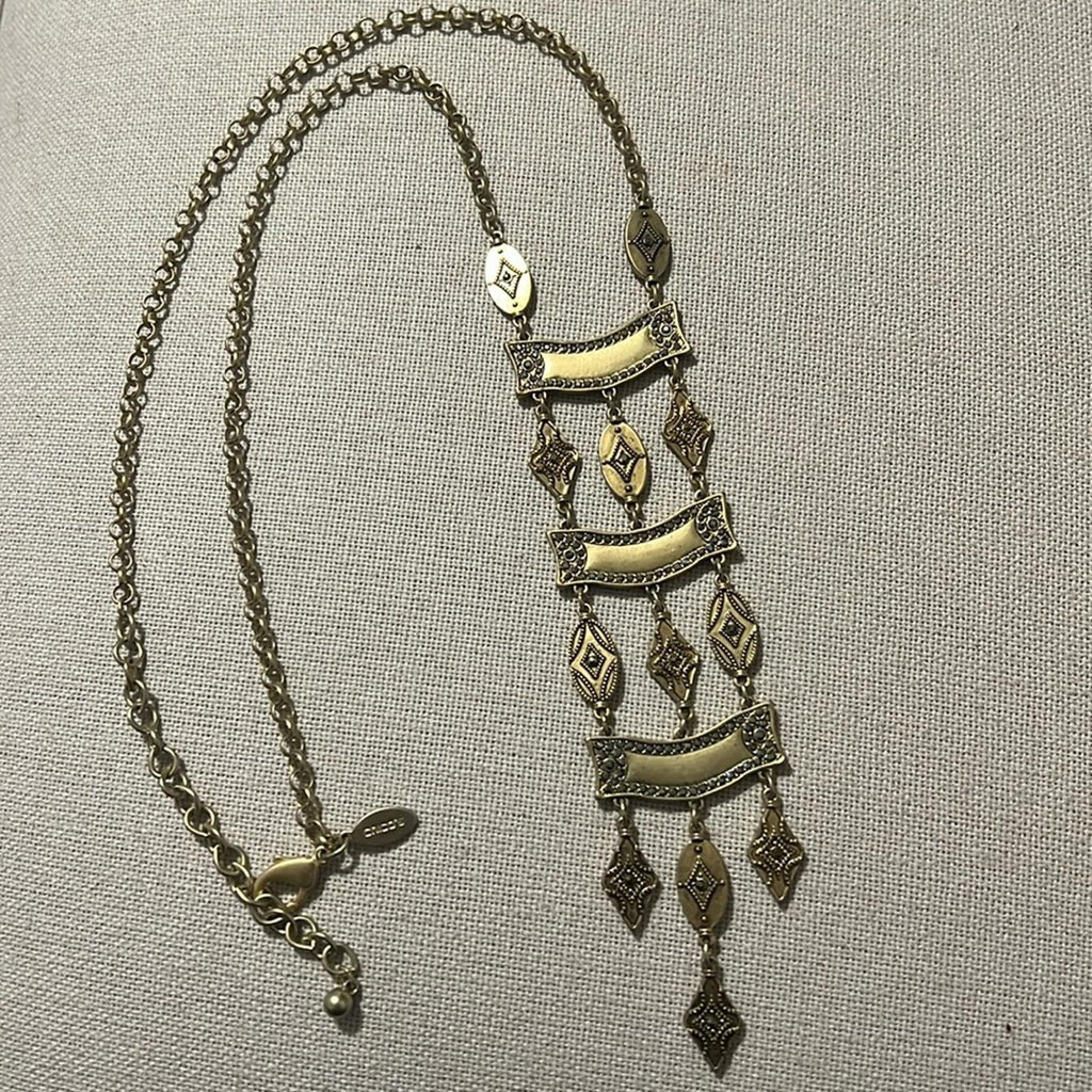 NEW Chico’s Mia Ladder Necklace in Gold , New without Tag SOLD OUT