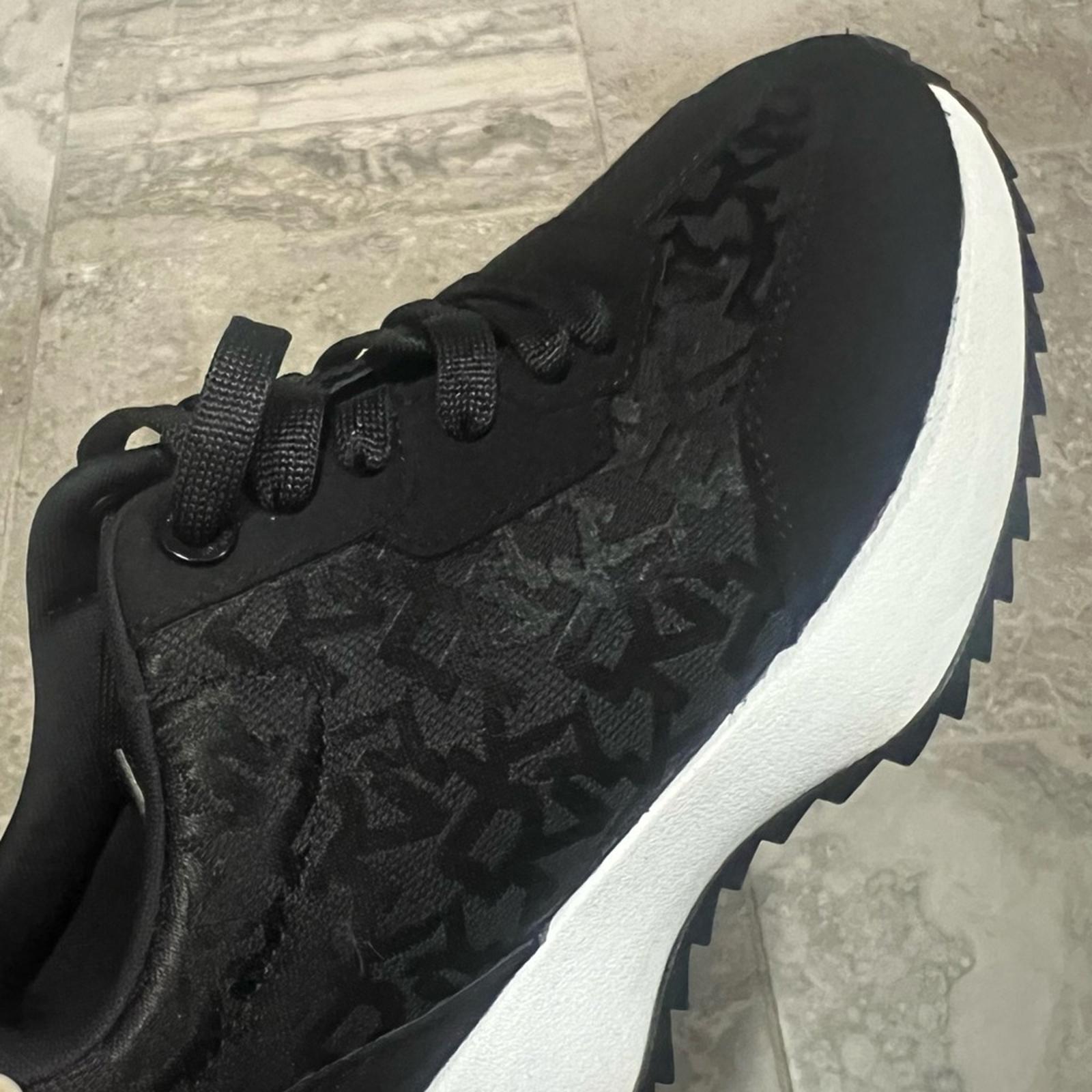 DKNY Women’s Naples Checkered Running Sneakers in Black, Size US 5/ EU 35, NEW