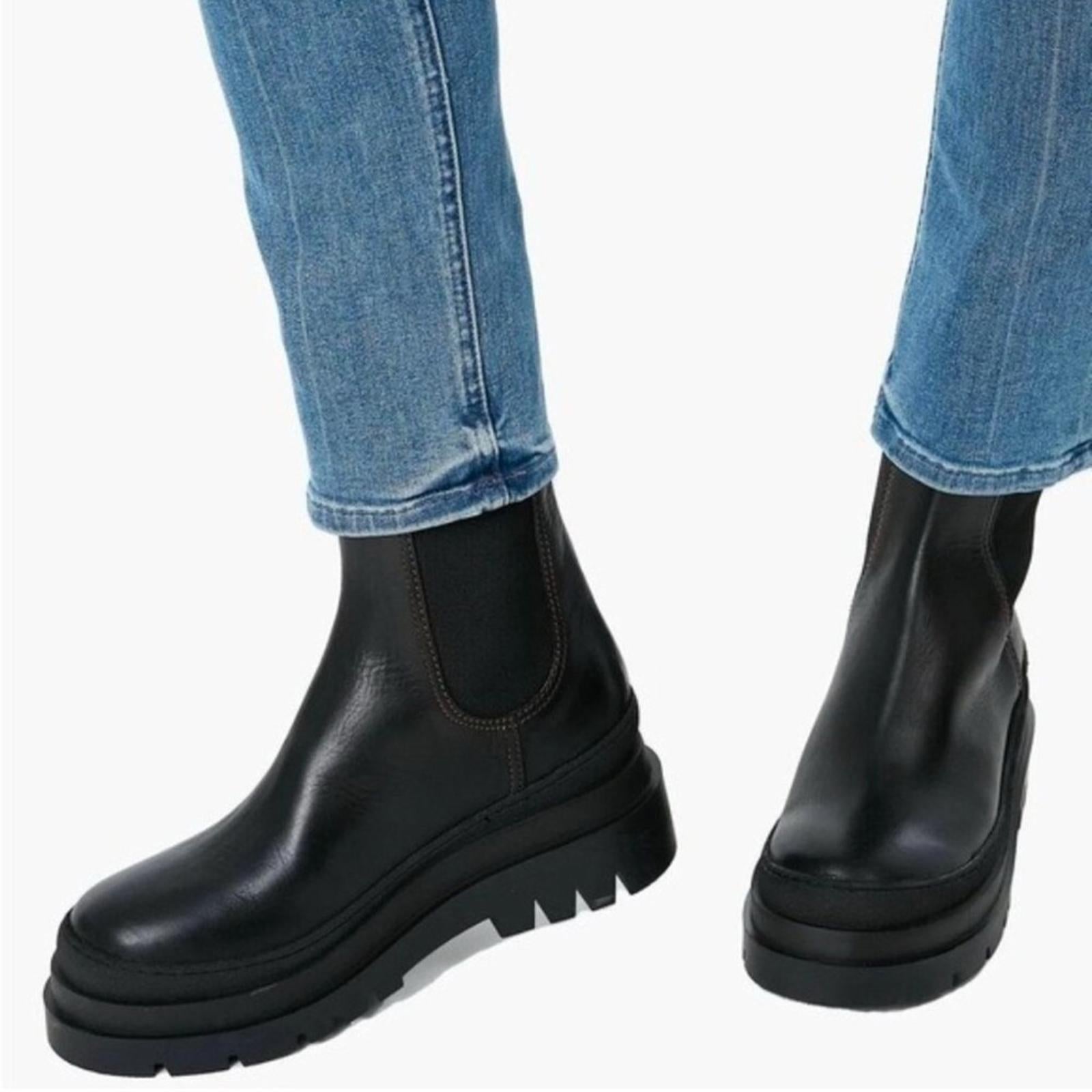 Loeffler Randall Carlota Pull On Chelsea Boots Boots, Black Size 9.5 New in Box