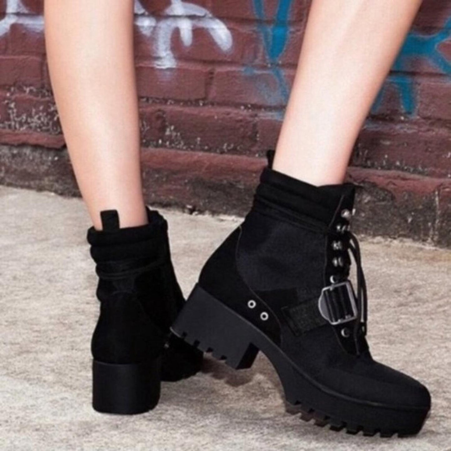 Steve Madden Grady Buckle Hiking Platform Combat Boots, Size 8 New in Box