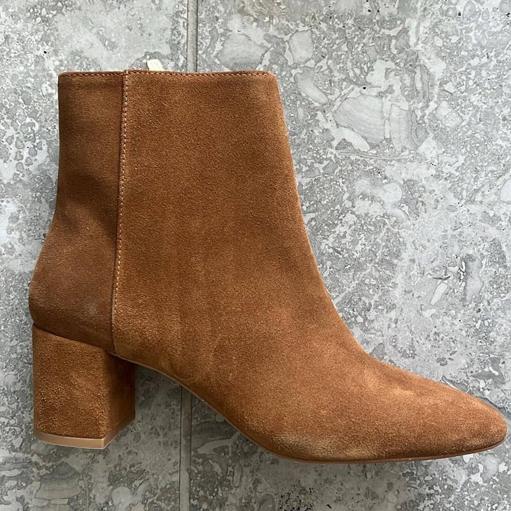 Bruno Magli Vinny Suede Ankle Boots Size 39 (Made in Italy) New w/o Box $495