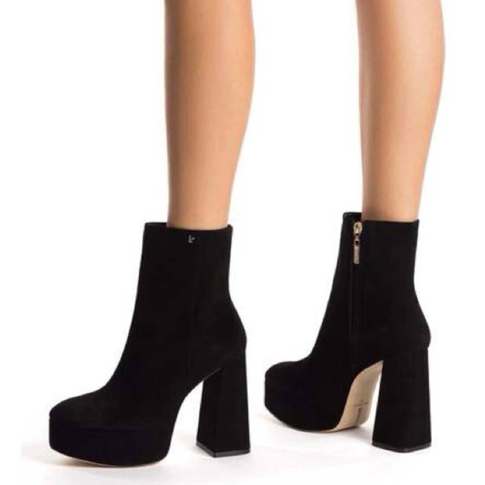 LARROUDÉ Dolly Boots Stretch Velvet in Black, Size 8 NEW in Box +2 Dust Bags