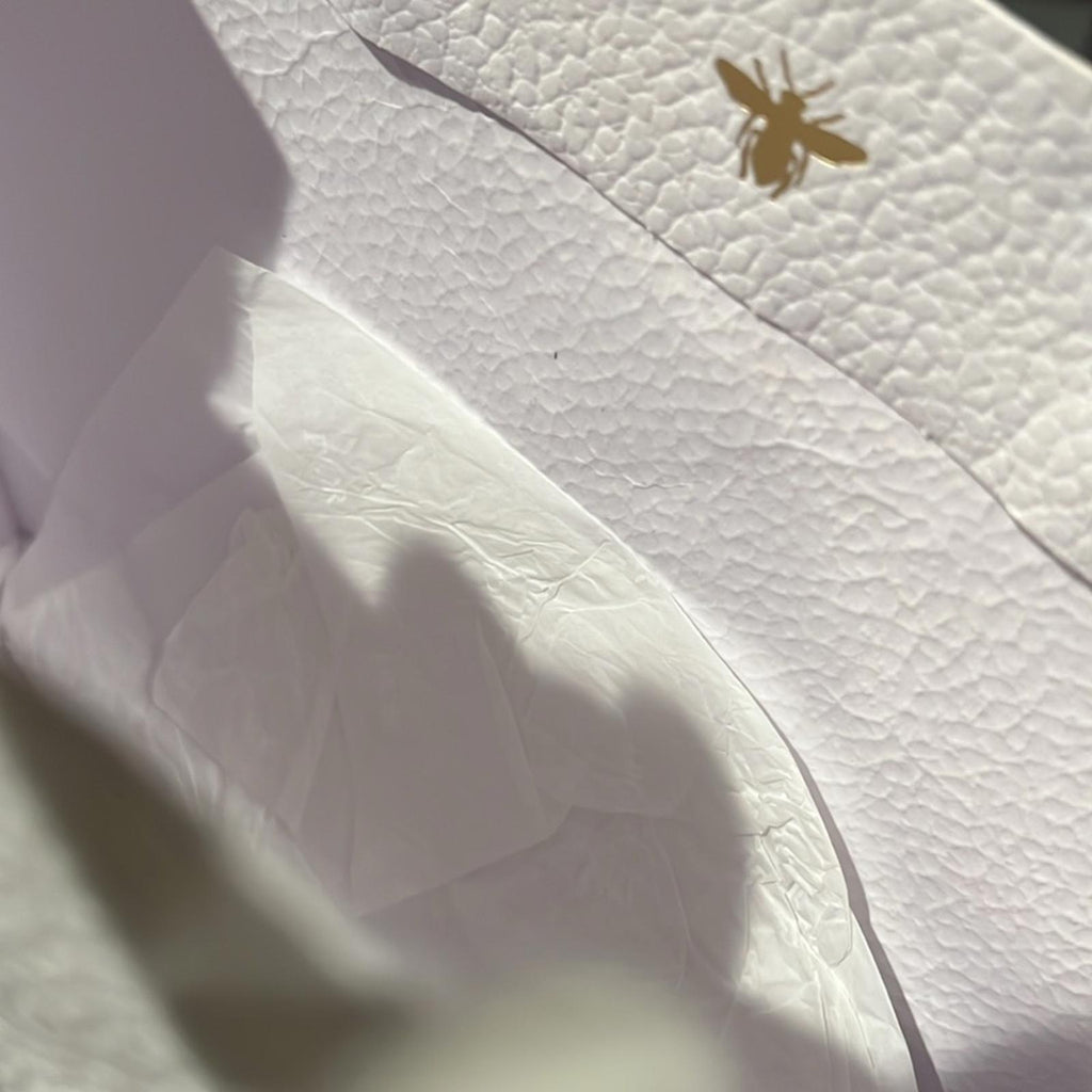 DIOR Ribbon & Gift Bag in White/Gold EXCELLENT!
