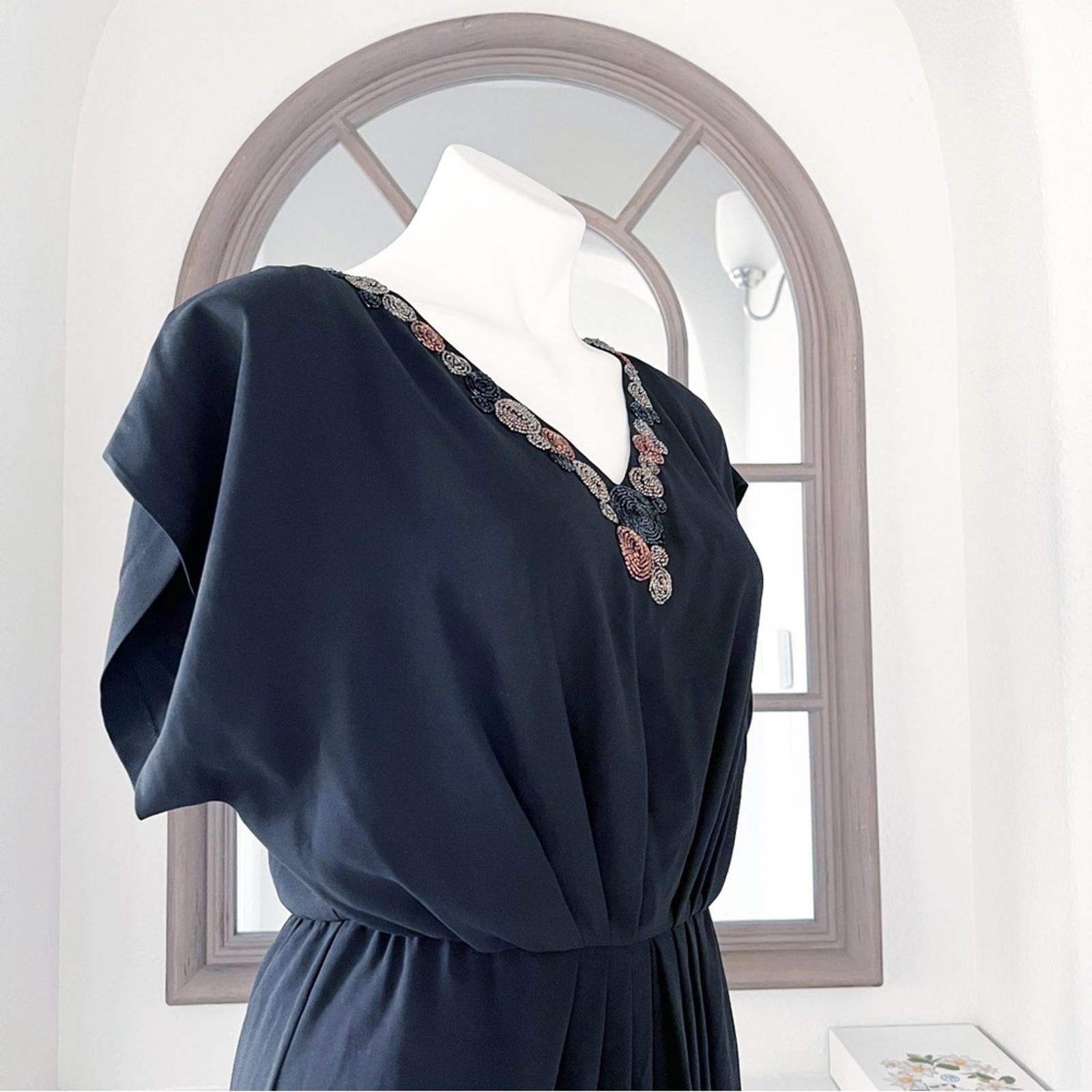 Trina Turk Black Mini Dress w/Beaded V-Neck, Size 2 Excellent!