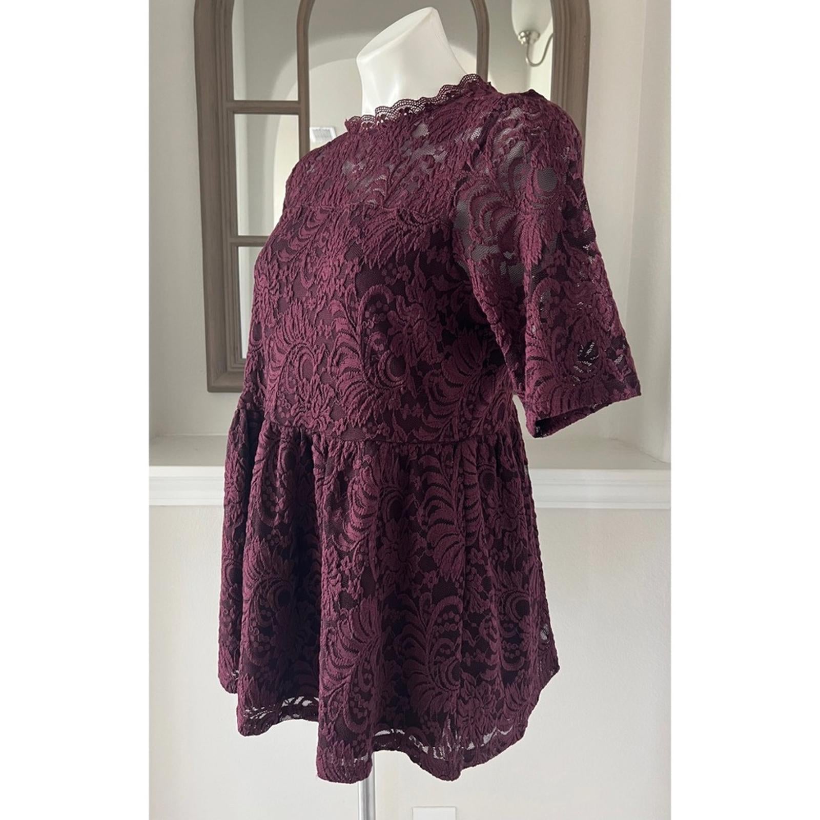 Torrid Babydoll Lace High Neck Short Sleeve Top in Wine Red, Size L New w/Tag