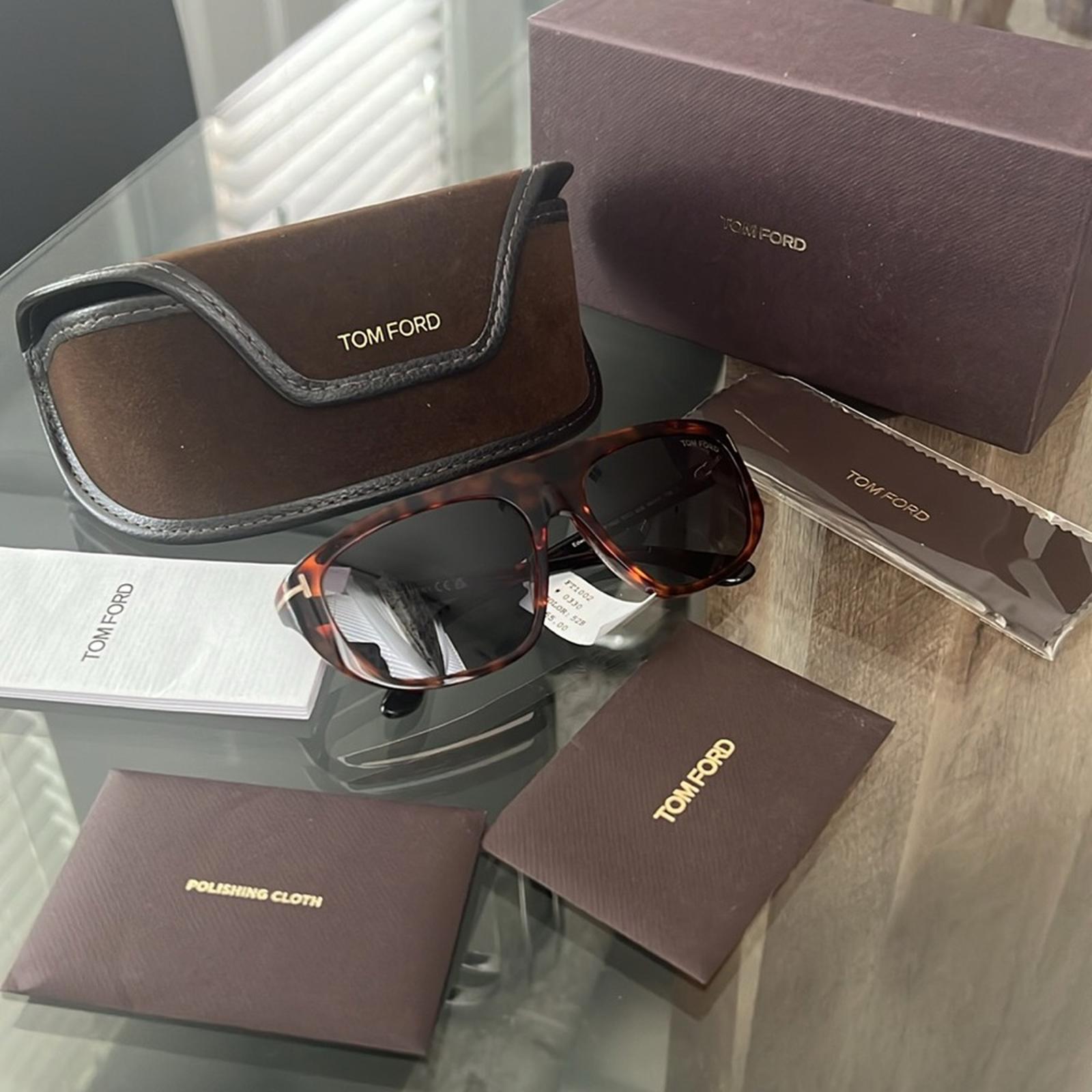 New TOM FORD Rectangular Frame Sunglasses in Havana New w/Tag Retail $455