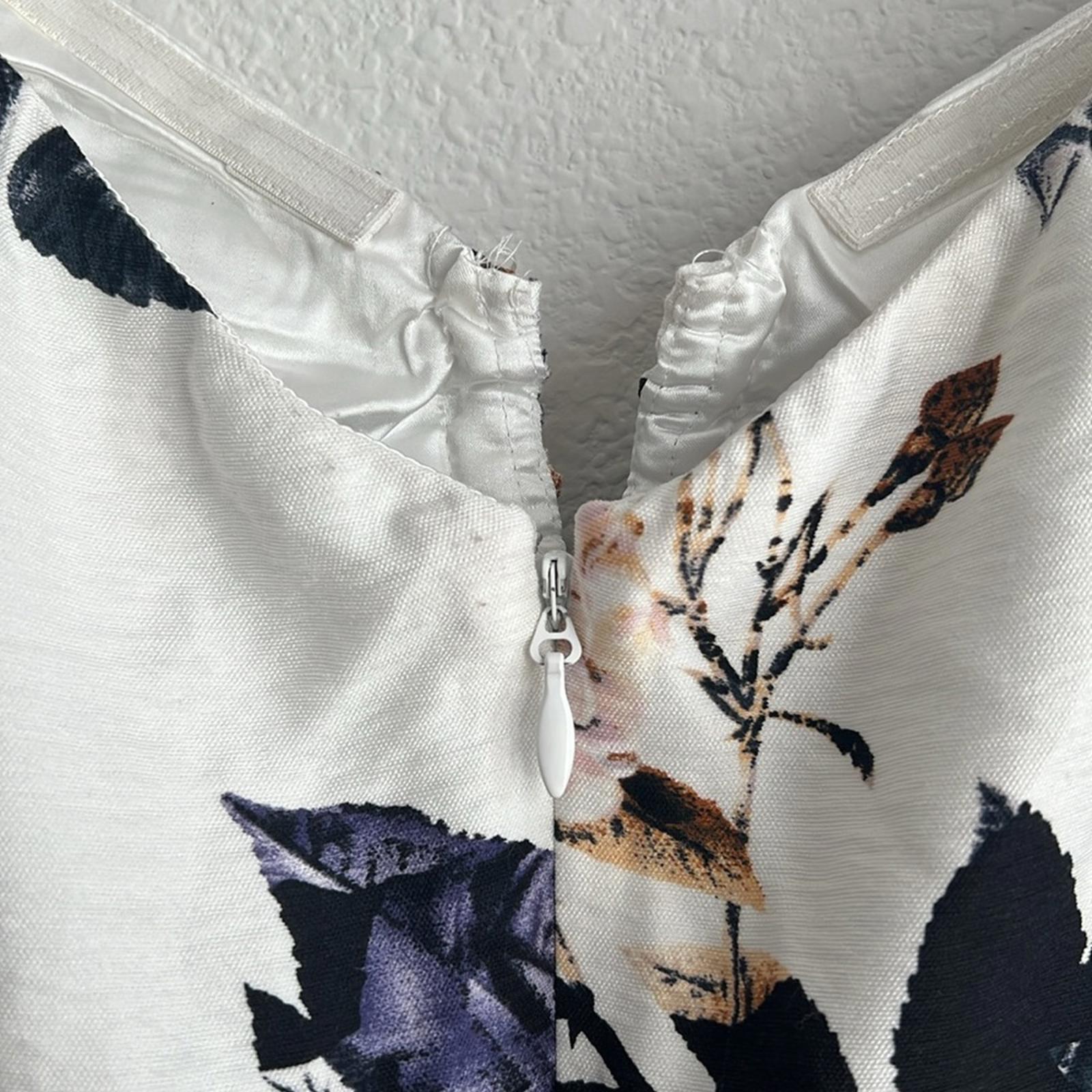 City Chic Aria Floral Dress in Cream, NWT, Size M/18