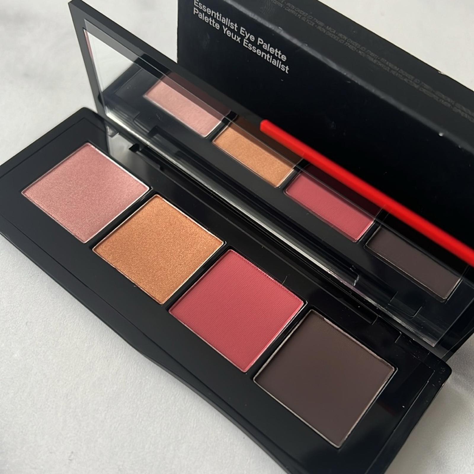 Shiseido Essentialist Eye Palette, Jizoh Street Reds #08 NWT