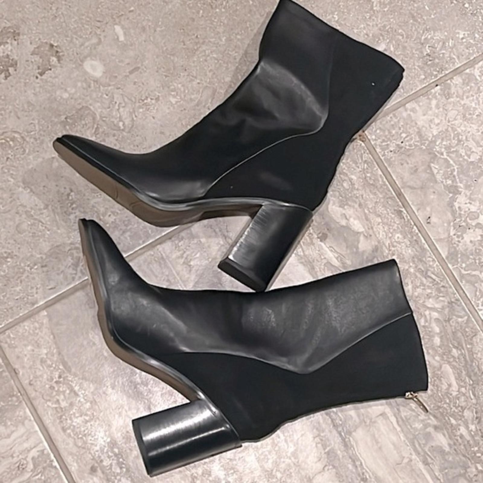 Sarto Steviena Leather Square-Toe Boots in Black Size 11 New w/o Box SOLD OUT!