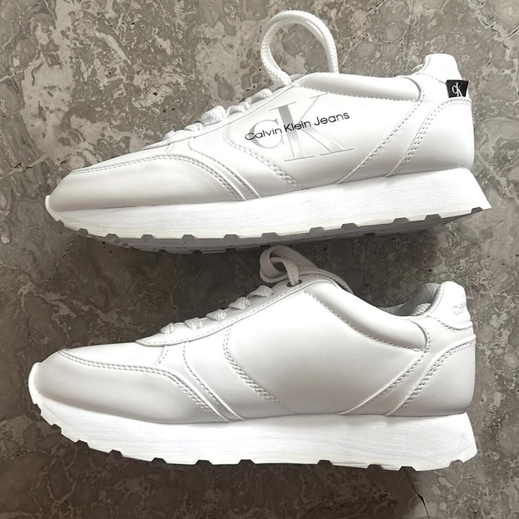 Calvin Klein Jeans Cayle Logo Casual Lace-Up Sneakers White Size 6.5M Retail $89