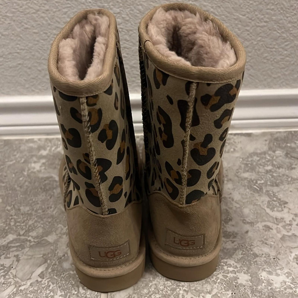 UGG Genuine Sheepskin Lined Leopard Print Boots, Size EU36 US5 New in Box