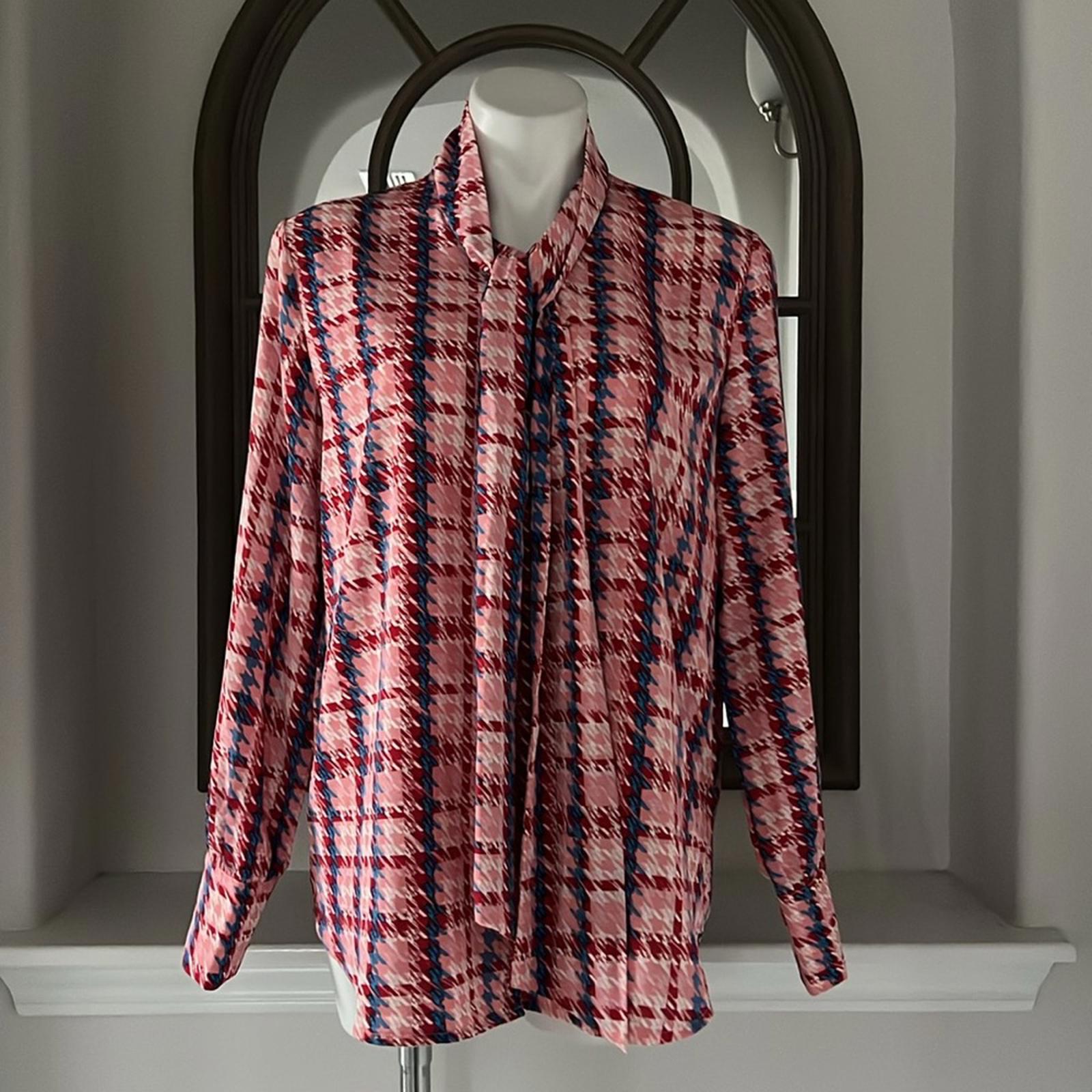 Gracia Aztec Print Long Sleeve Button Down Top, Size L New w/Tag $92