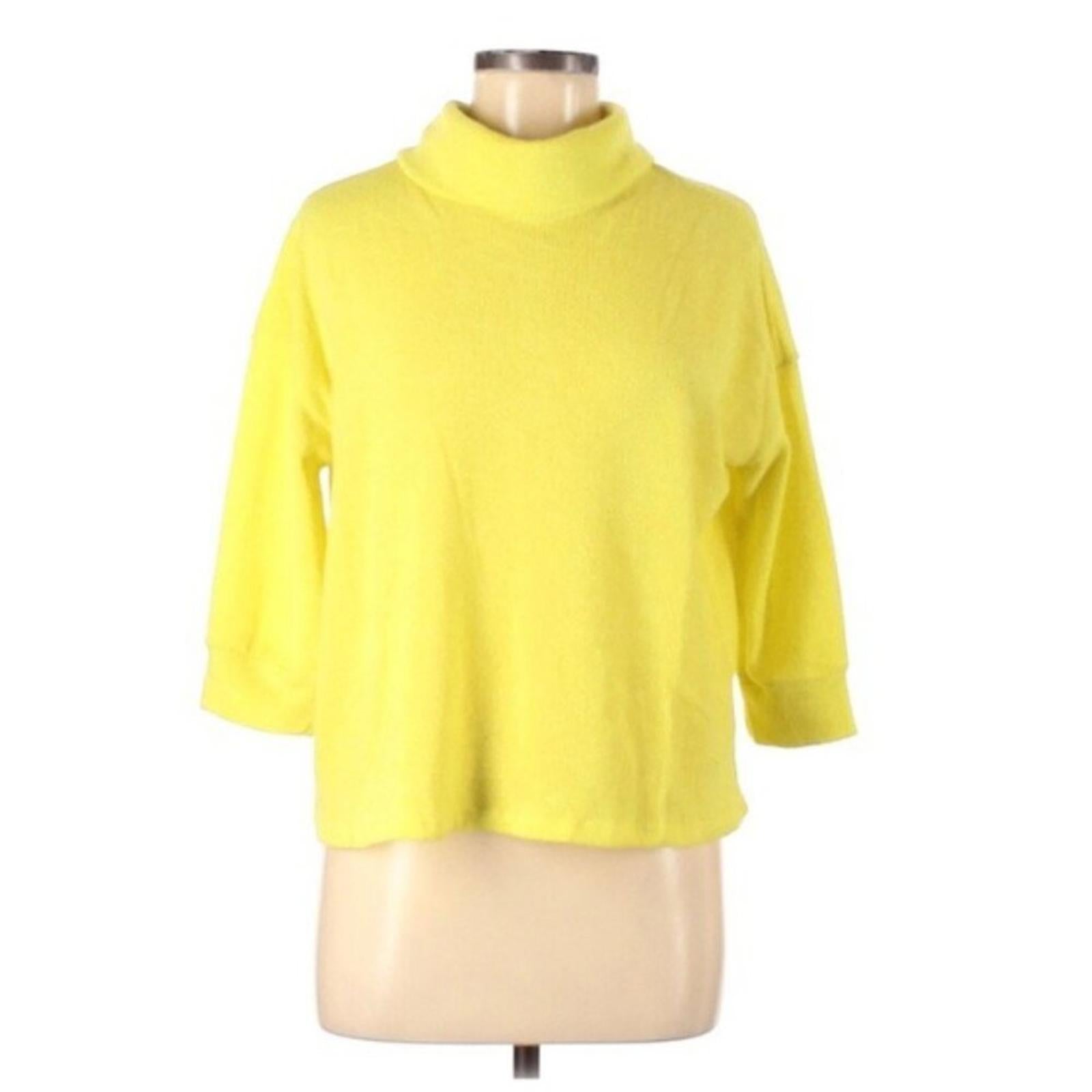 Lavish Turtleneck Sweater Pullover in Lemon Yellow, Size M NEW w/o Tag