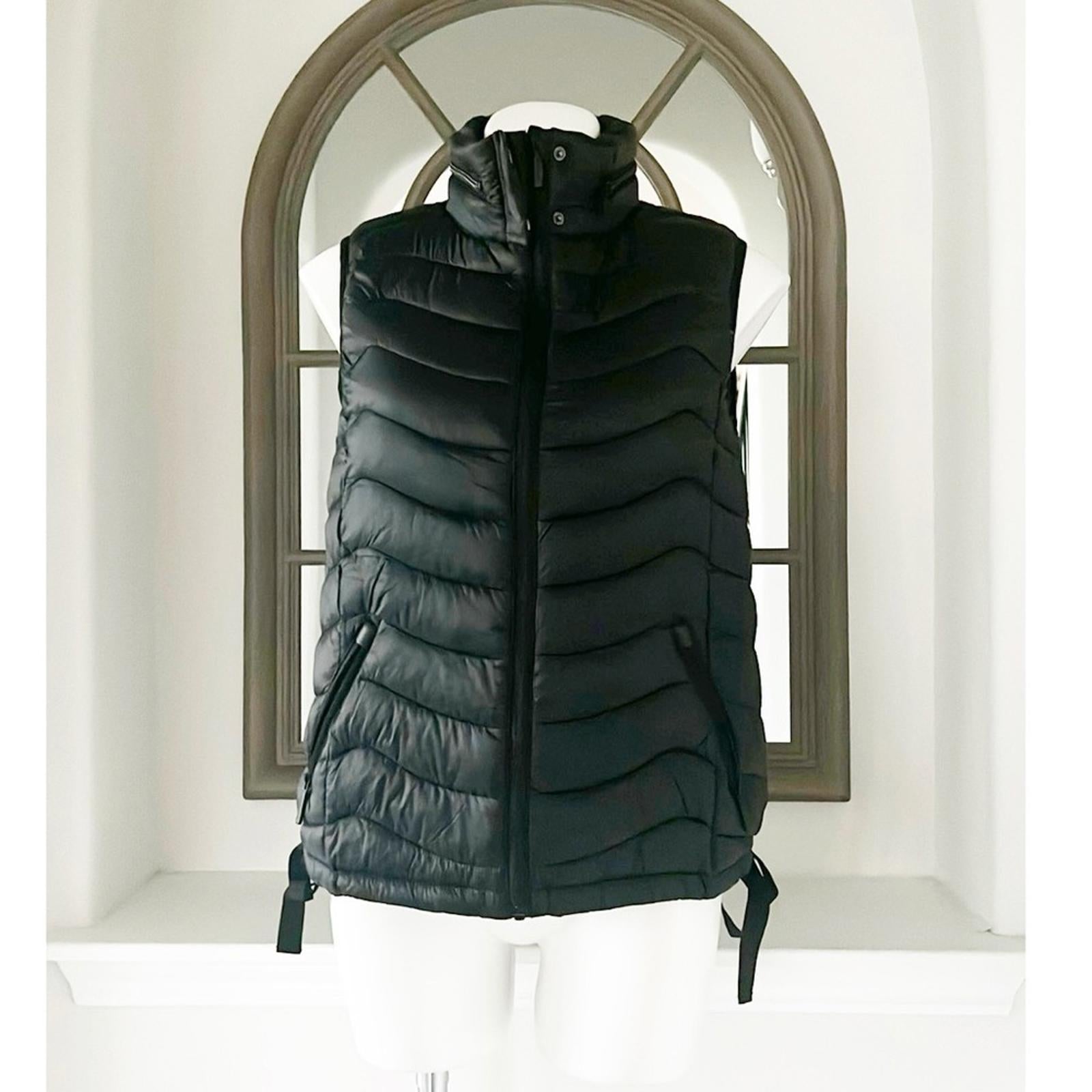 Bernardo Puffer Vest, Black Size S New w/Tag