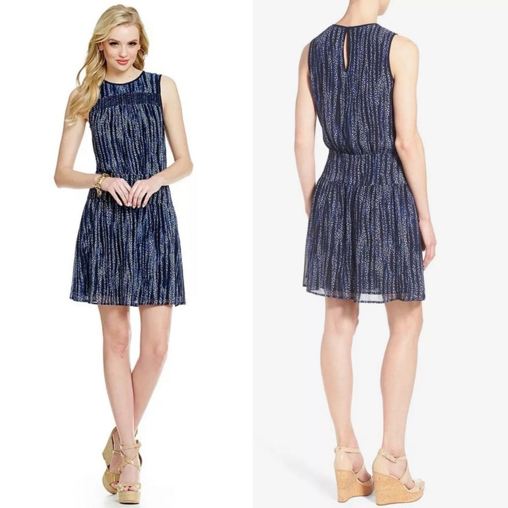 Michael Kors Burnell Smocked Georgette Dress in Navy, Size 0 EXCELLENT $160