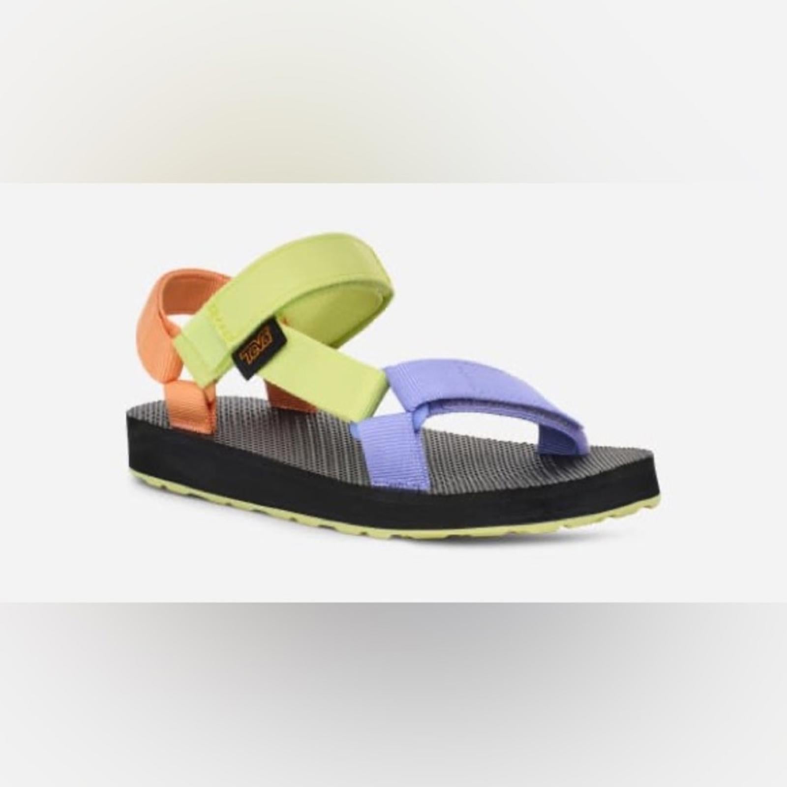 Teva Original Universal Outdoor Sandals, Size 10 New in Box