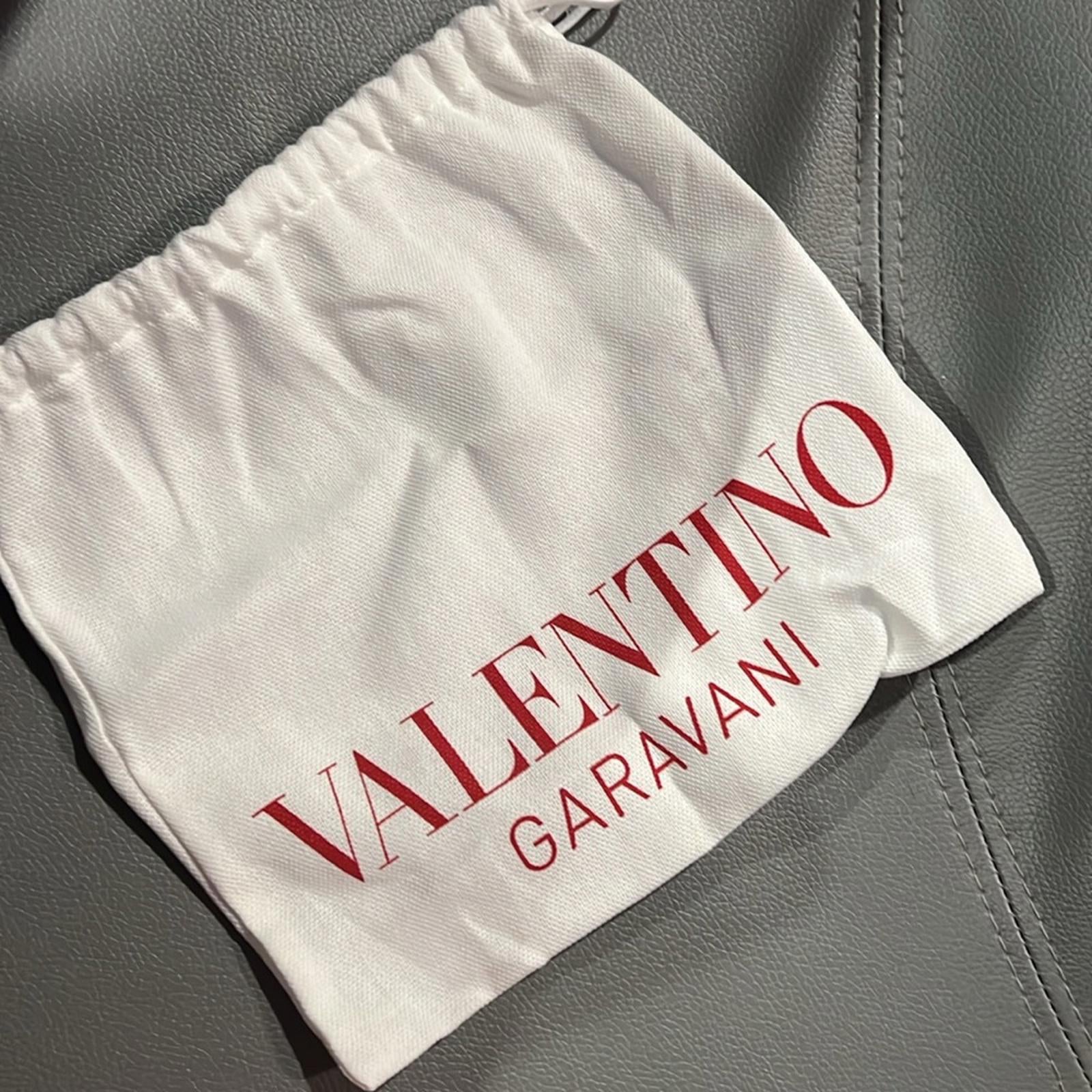 Valentino Garavani V-Logo Plaque Leather Belt in Olive Green, Size 90 New w/Tag