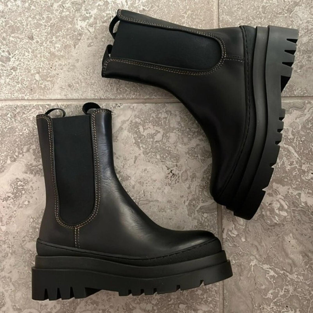Loeffler Randall Carlota Pull On Chelsea Boots in Black, Size 6.5 New in Box