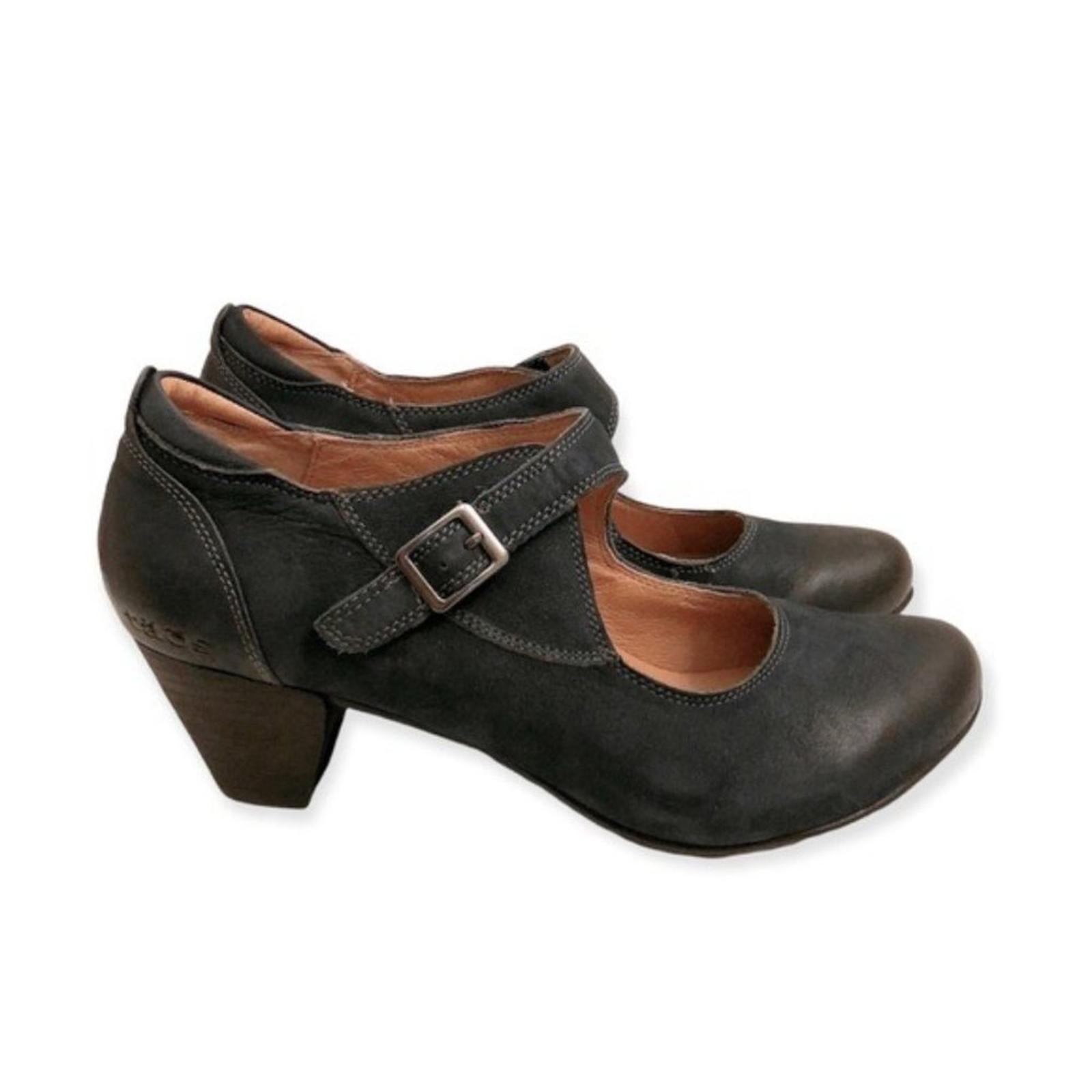 NEW Taos Oiled Leather Mary Jane Shoes in Navy, Size US 9.5M, EU 40 New w/o Box