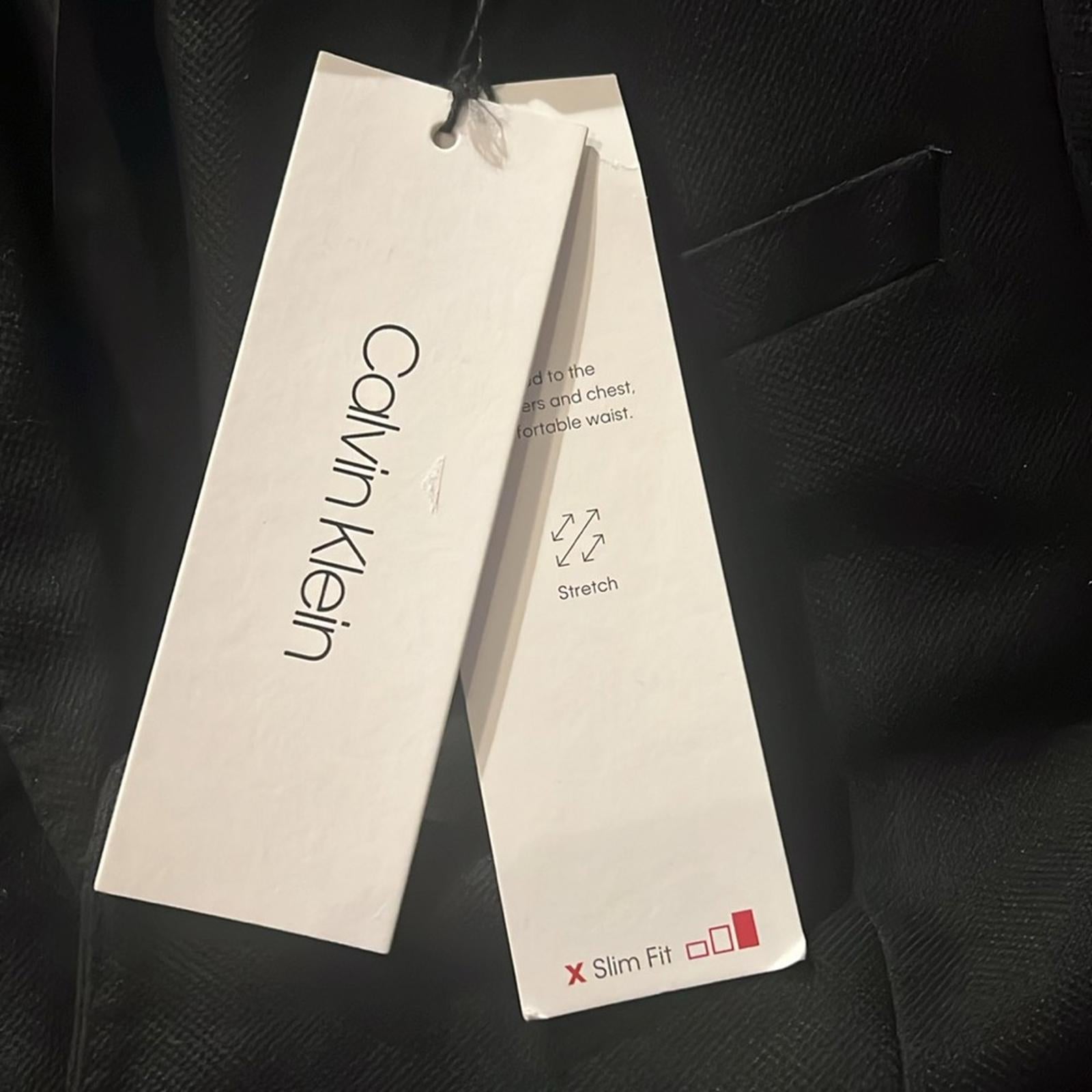 Calvin Klein Slim Fit Stretch Textured Sport Coat in Black, Size 41L NWT $295