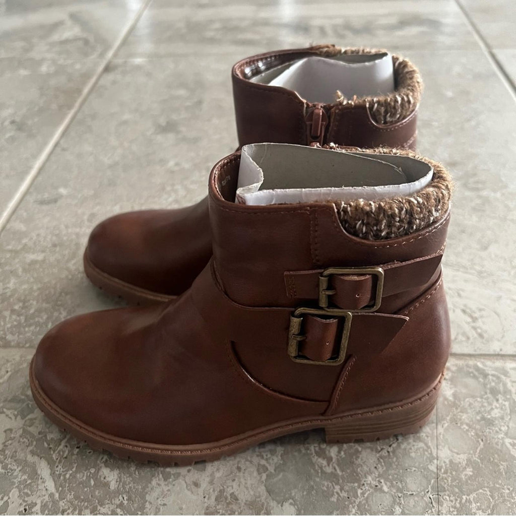 Madden Girl JKayce Brown Sweater Knit Ankle Boots with Buckle Detail, Size 1